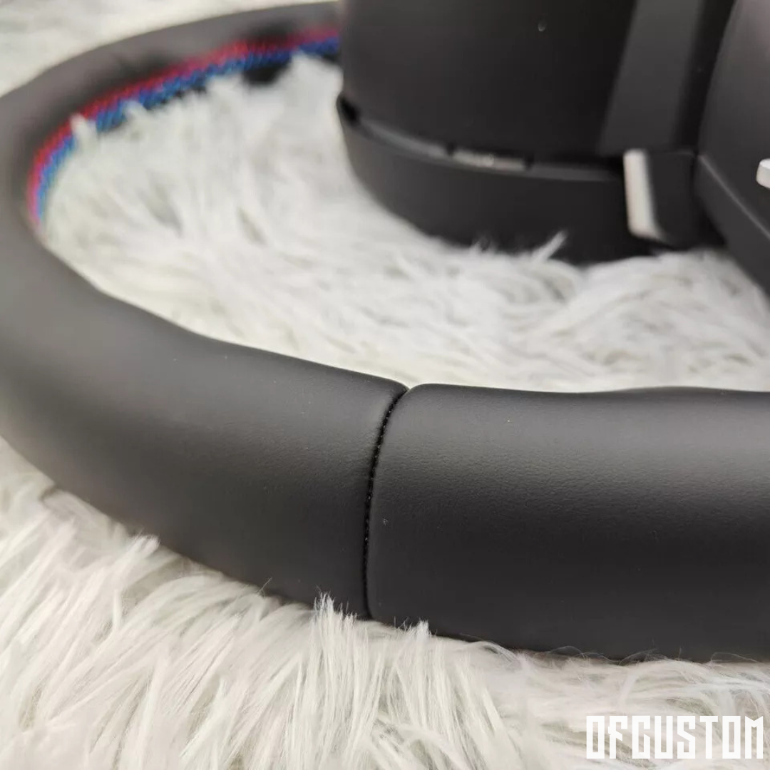 ᴏꜰꜰᴄᴜꜱᴛᴏᴍ™ Customised leather steering wheel suitable for bmw E90 series